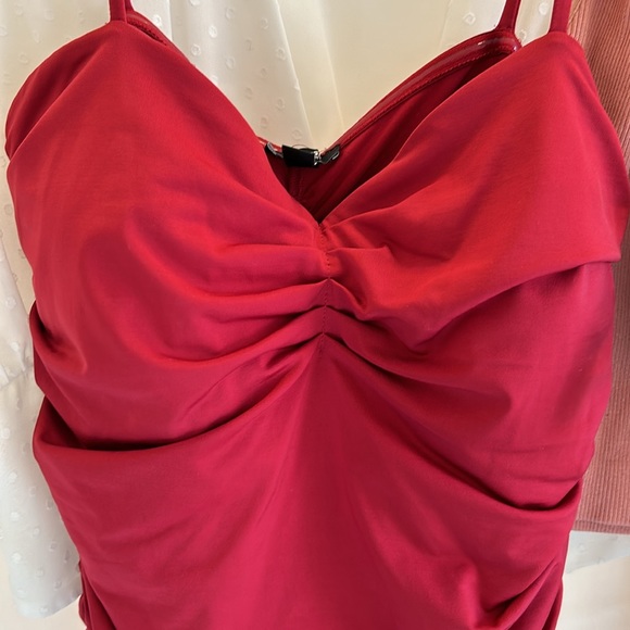 (5) Woman’s tops size M/L - Picture 3 of 15